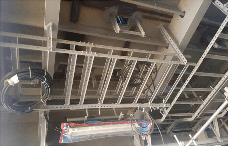 Close-up of a Marine rung-type Diet Tray cable run