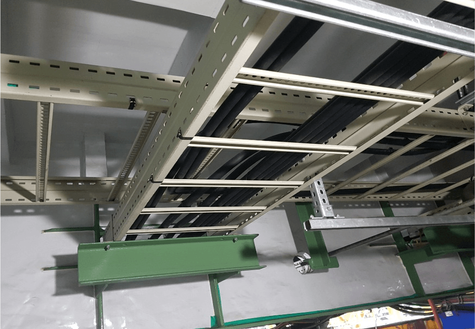 Ladder-type offshore cable tray run with supports